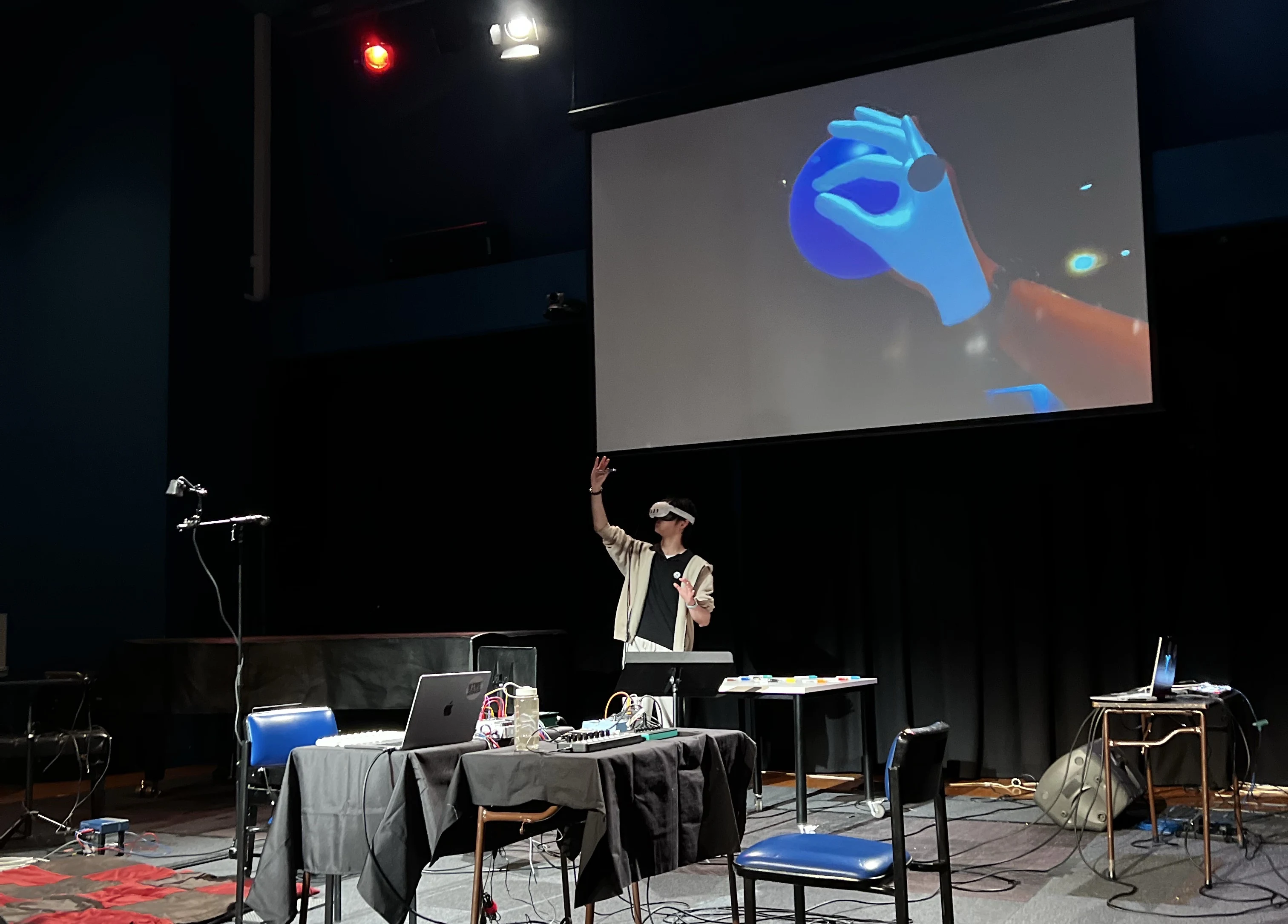 AR Musical Instruments Performance main image